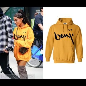 Cloney “Benji” Hoodie ASO Ariana Grande Size Med